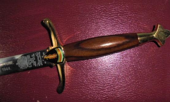 WILKINSON SWORD COMMEMORATIVE DAGGER