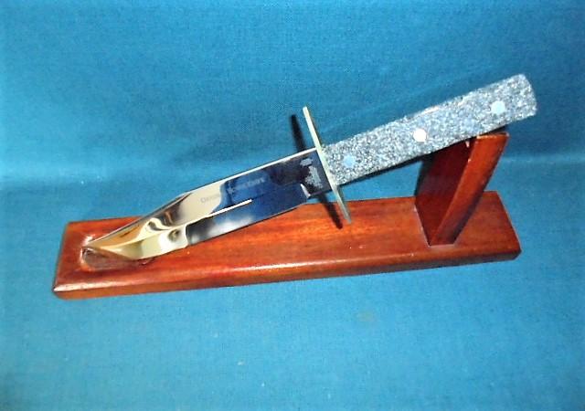 Quality Hubertus Bowie Knife S/n 02023