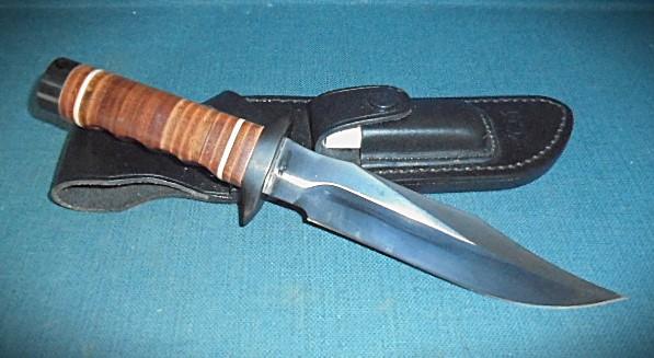 SOG Bowie 2.0 Knife S/n 02752