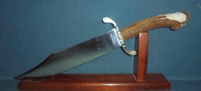Large J.E.Middleton Bowie Knife S/n 02827