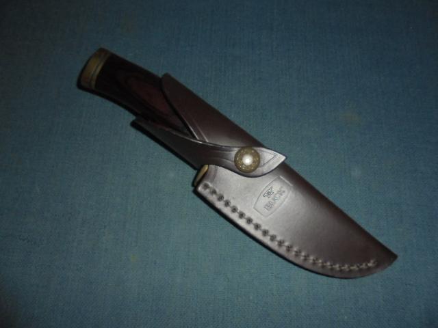 2019 Dated Buck 192 Vanguard Knife with Walnut Grip S/n 2890