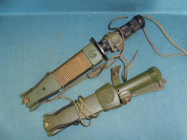 Two Aitor Jungle Knives S/n 03039