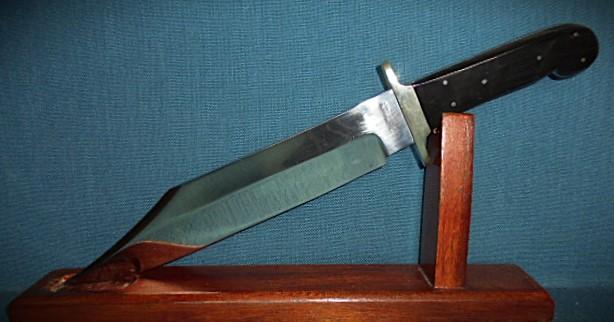 Large J. E. Middleton Bowie Knife S/n 03177