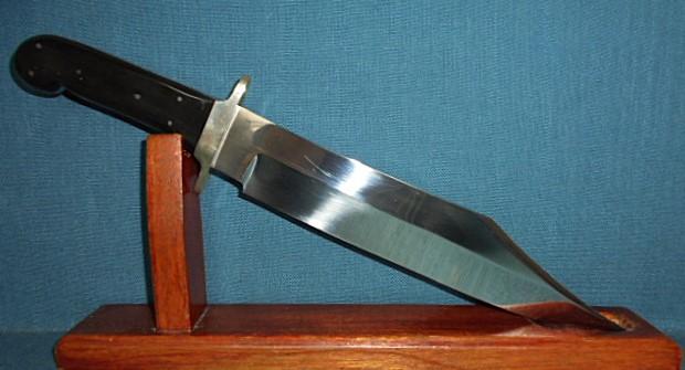 Large J. E. Middleton Bowie Knife S/n 03177