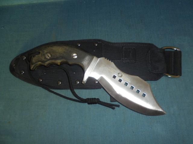 Discontinued Perry McGee Pro Tracker Knife S/n 03182