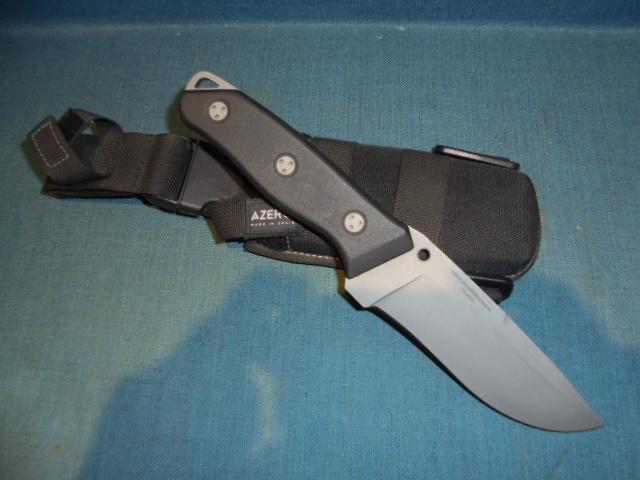 Azero Bushcraft Knife S/n 03193