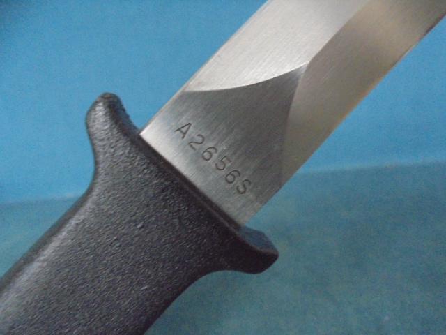 Early Gerber Guardian 1 Knife with Display Stand S/n 03313