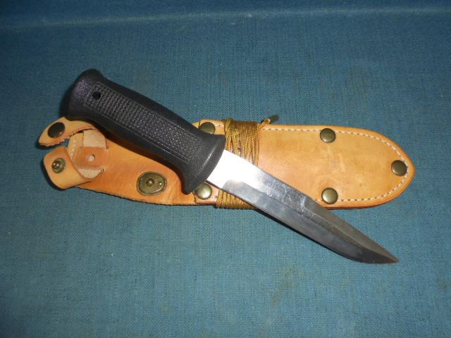 Scarce 1977 Dated Czech Paratroopers Knife S/n 03355
