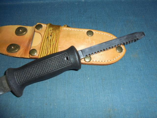 Scarce 1977 Dated Czech Paratroopers Knife S/n 03355