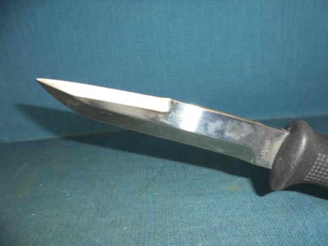 Scarce 1977 Dated Czech Paratroopers Knife S/n 03355