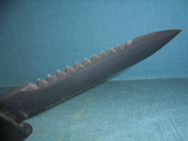 Vintage 1980s Explorer Wilderness Survival Knife S/n 03461