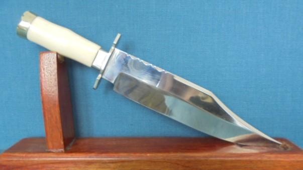 J.E. Middleton Bowie Knife S/n 03491