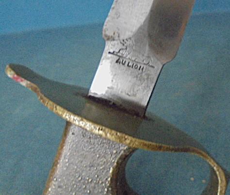 Very Rare WW1 U. S. 1918 Knuckle Knife by AU LION S/n 03471