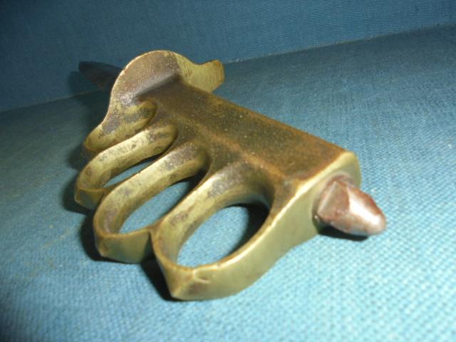 Very Rare WW1 U. S. 1918 Knuckle Knife by AU LION S/n 03471